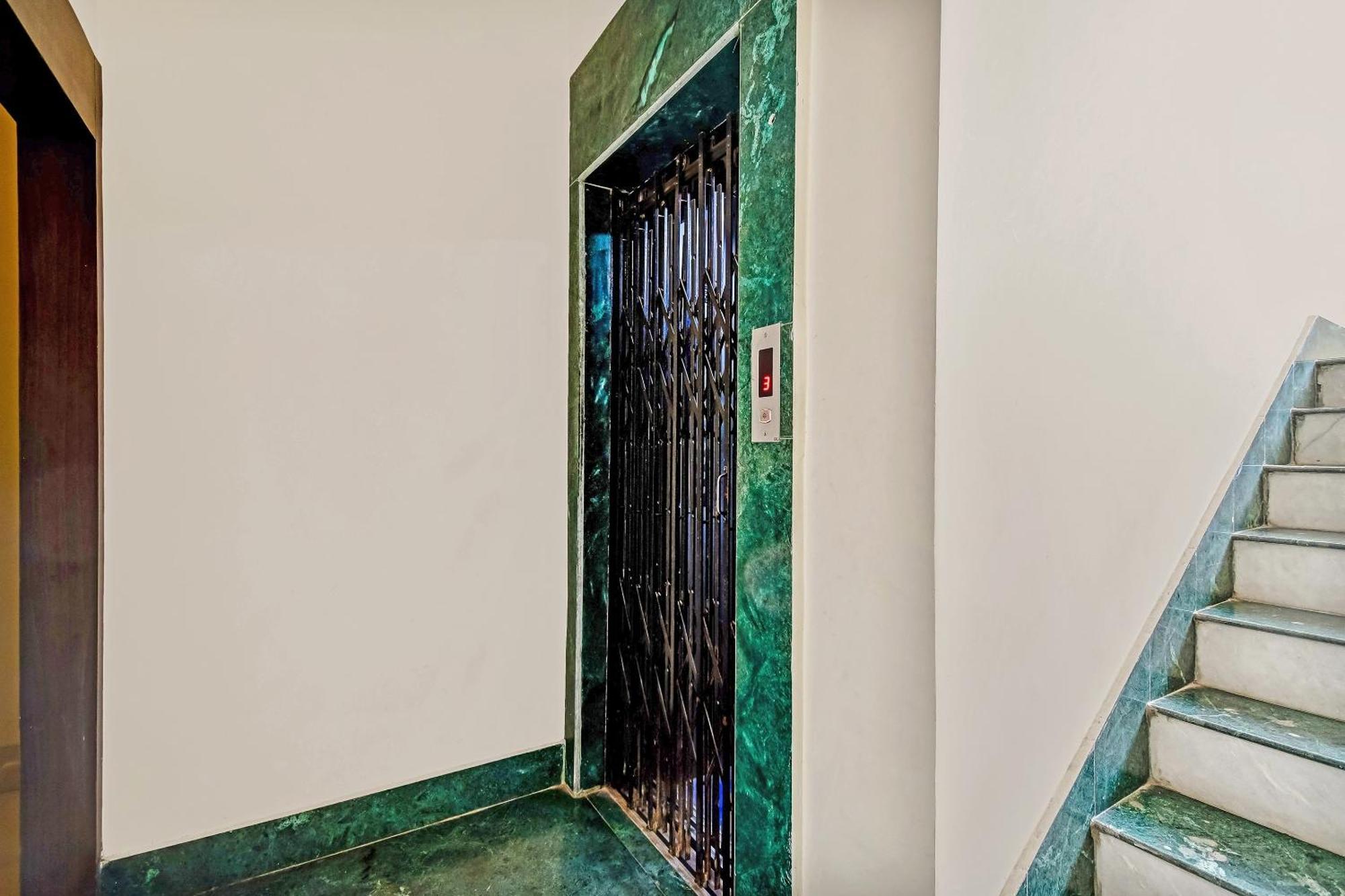 Capital O Kabita Guest House Near Acropolis Mall Καλκούτα Εξωτερικό φωτογραφία