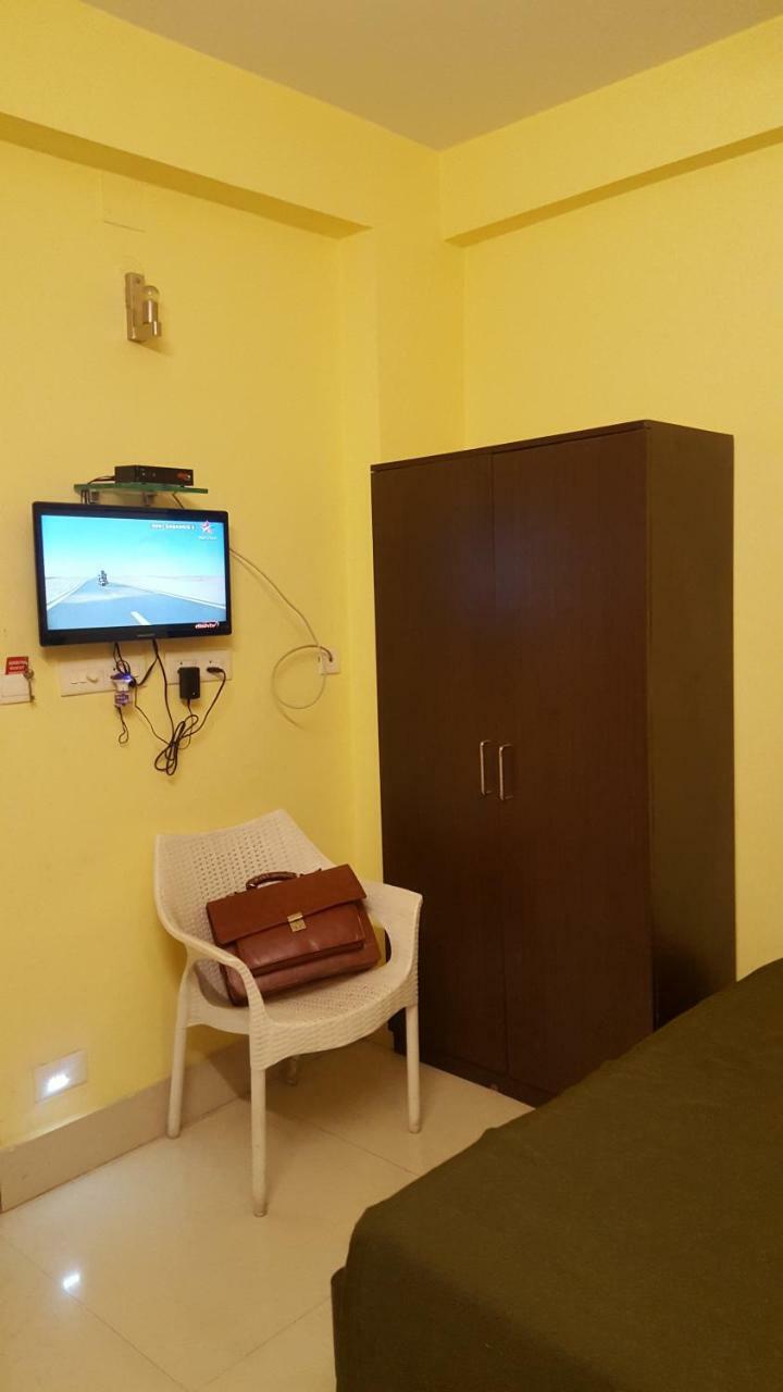 Capital O Kabita Guest House Near Acropolis Mall Καλκούτα Εξωτερικό φωτογραφία