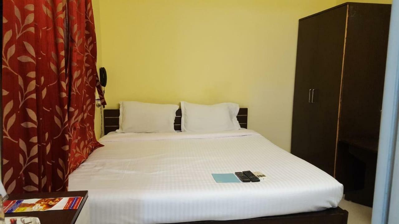 Capital O Kabita Guest House Near Acropolis Mall Καλκούτα Εξωτερικό φωτογραφία